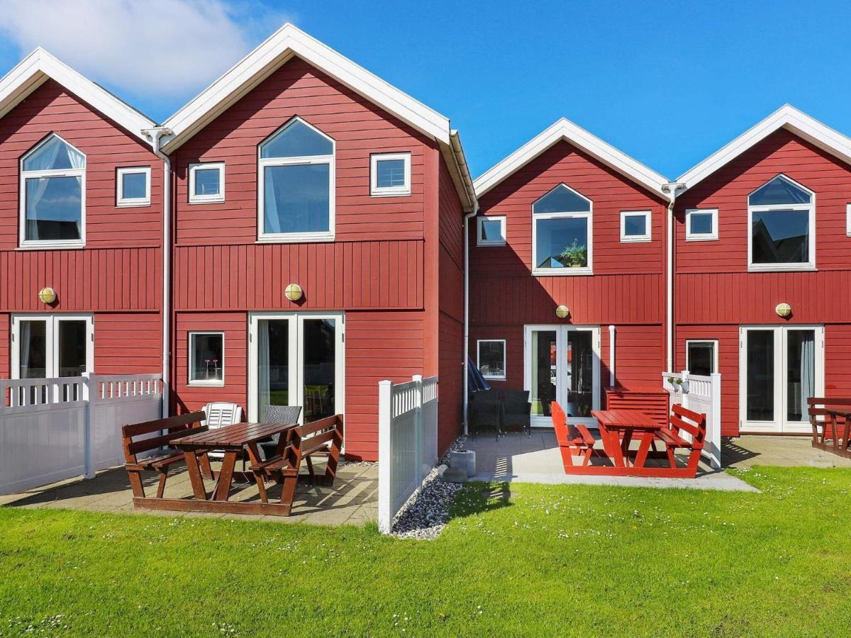 6 Person Holiday Home In Hadsund Exterior photo